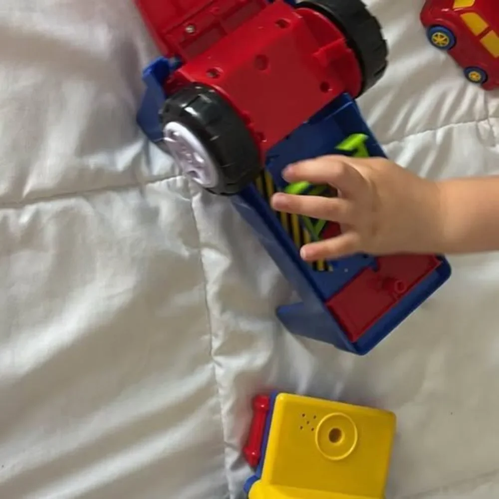 Toy Car Carrier Truck with 2 Cars